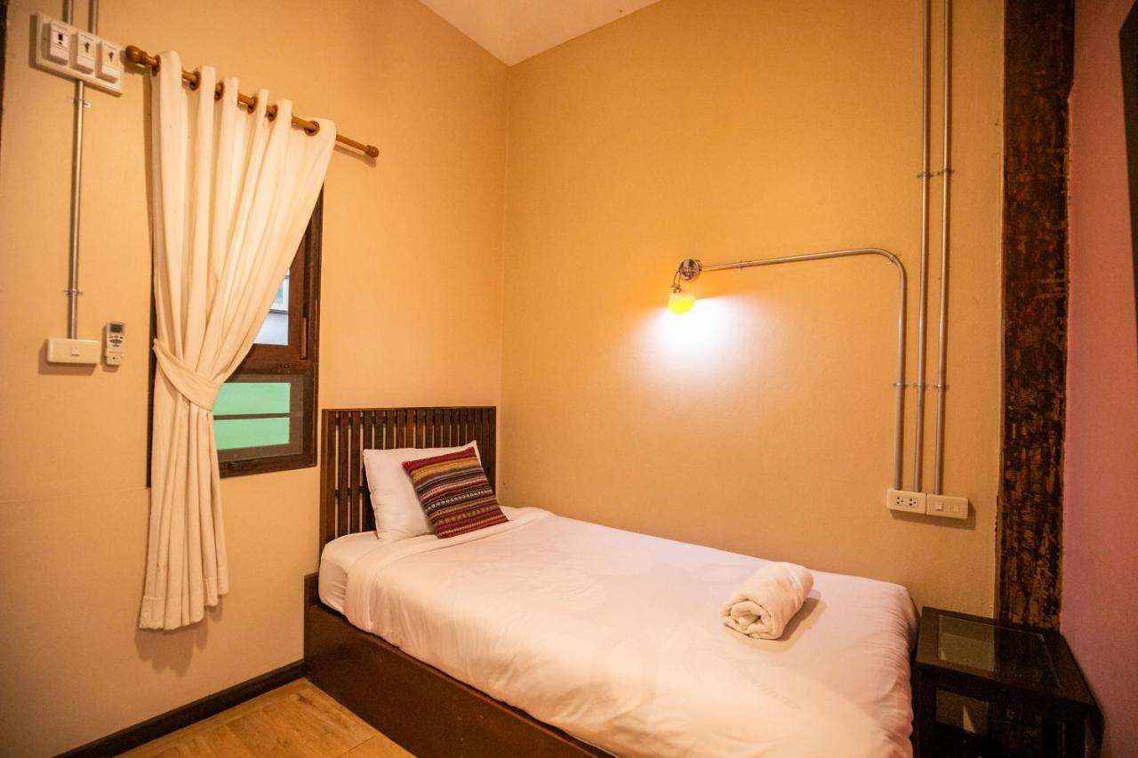 Micasa Hotel Chiang Mai Buitenkant foto